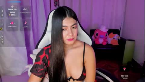 Snapshot of aylenmiller_ chatting on October 10, 2:39 am Aylen online show from October 10, 2:39 am