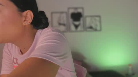 Aylin  online show from January 15, 11:30 am