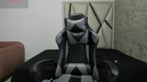 Aysheldoll online show from February 5, 12:09 pm