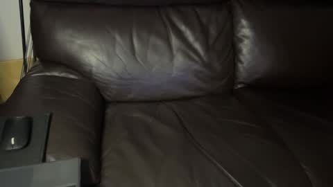 chilled azn online show from February 20, 9:00 am