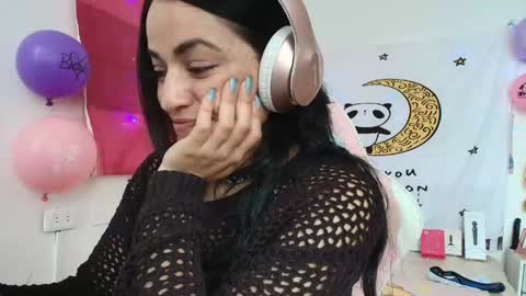 Azucena R online show from May 11, 4:04 pm