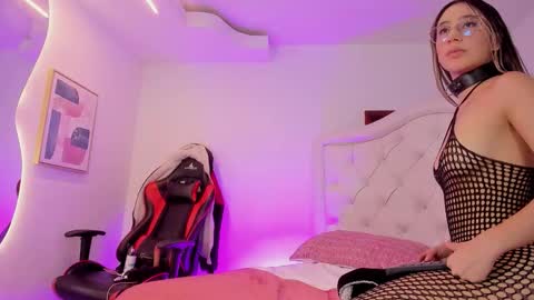 azumi and jean online show from September 14, 2:58 am