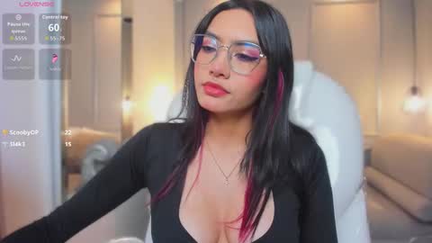 Azura online show from February 3, 7:18 pm