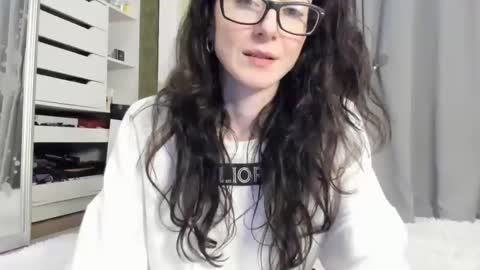 babby_jewel online show from October 15, 12:50 pm