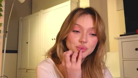 bb adele  online show from February 18, 12:37 am