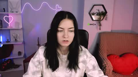 baby online show from February 4, 7:01 am