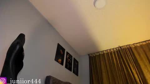 Junior       Independent Model online show from January 12, 7:59 am