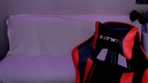 baby_kitte online show from February 13, 9:20 am