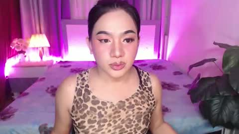   AMANDA  online show from May 20, 7:20 pm