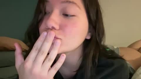 ava online show from April 11, 6:07 am