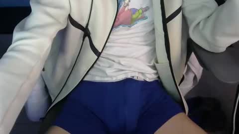 babyD online show from December 15, 9:27 am