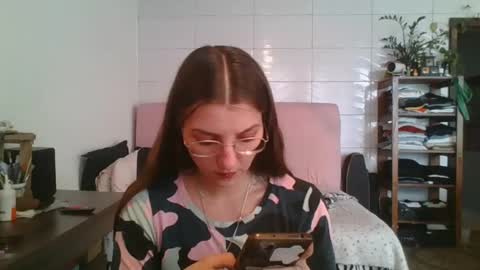 babydemon6 online show from October 7, 6:59 pm