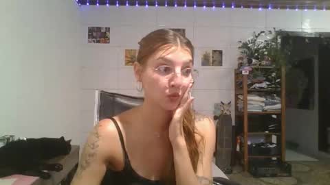 babydemon6 online show from February 2, 10:17 pm