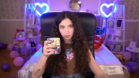 Snapshot of babyflowerr chatting on February 10, 8:10 pm Sasha online show from February 10, 8:10 pm