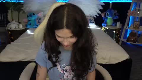 Snapshot of babyflowerr chatting on October 13, 7:05 pm Sasha online show from October 13, 7:05 pm