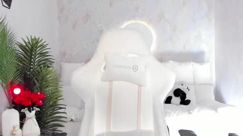 Sophia online show from September 9, 3:17 am