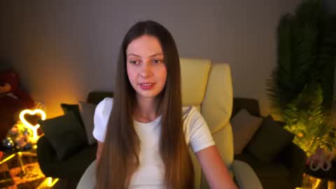 Lady Vi online show from July 11, 1:25 pm