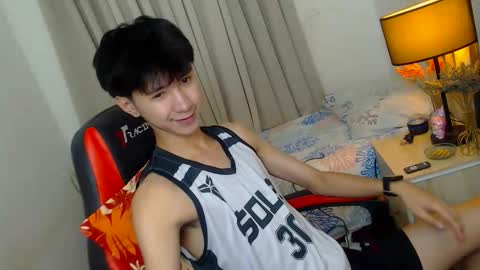 Snapshot of babymasterbater chatting on September 25, 5:09 pm call me james online show from September 25, 5:09 pm