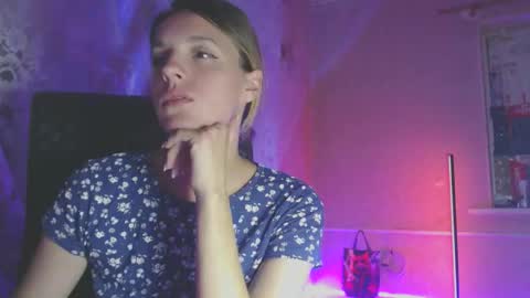 Snapshot of babymuro4ka chatting on September 25, 7:43 pm Sonya online show from September 25, 7:43 pm