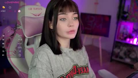 Snapshot of babyroxynill chatting on January 30, 11:13 pm Nika online show from January 30, 11:13 pm