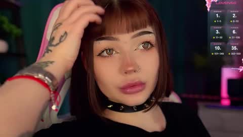 Snapshot of babyroxynill chatting on October 18, 6:28 am Nika online show from October 18, 6:28 am
