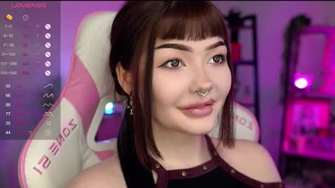 Snapshot of babyroxynill chatting on September 9, 9:15 pm Nika online show from September 9, 9:15 pm