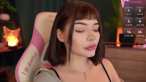 Nika online show from November 14, 10:00 pm