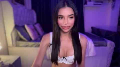 babysabrinaxx online show from November 18, 1:52 am