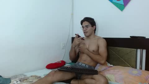 sebas online show from May 5, 1:45 am