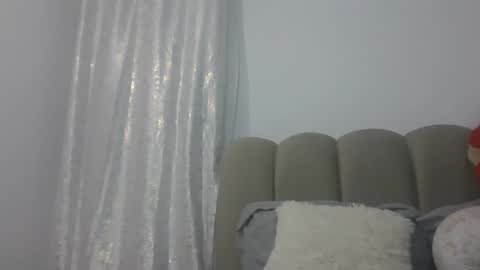 babytylerr online show from May 14, 1:48 am