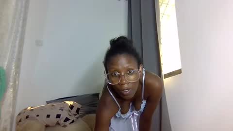 babytylerr online show from May 8, 12:44 pm