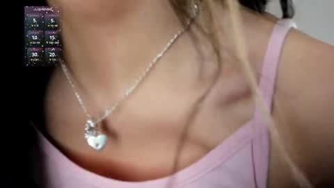 Snapshot of babyyfortune_ chatting on September 29, 8:52 pm babyyfortune_ online show from September 29, 8:52 pm