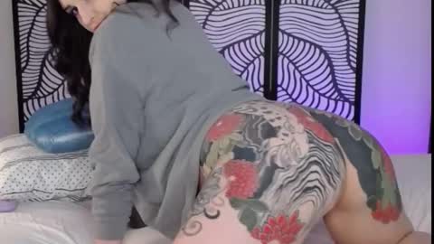 Ava online show from February 5, 2:08 am