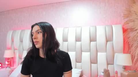 bad__girll_ online show from May 27, 3:14 am
