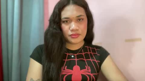 AMARA - FOLLOW ME AND THUMBS UP online show from March 2, 1:43 am