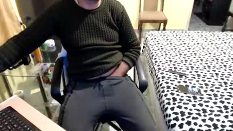 Snapshot of badbulgaro chatting on December 3, 4:33 pm badbulgaro online show from December 3, 4:33 pm