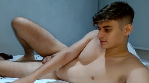 Snapshot of badbunny_69_ chatting on January 27, 7:45 am badbunny_69_ online show from January 27, 7:45 am