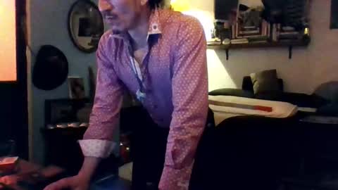 Mexican livin Off the Wall online show from February 15, 3:31 am