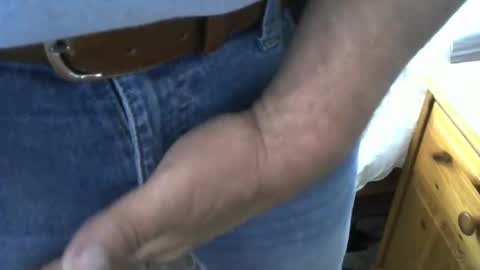 badlad10 online show from April 11, 5:39 pm