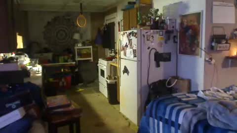 StillPoPimpin online show from December 26, 9:01 am