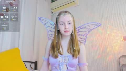 Alice online show from April 18, 7:58 pm