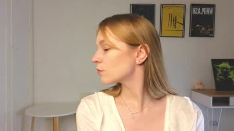 Kate online show from May 23, 4:36 pm