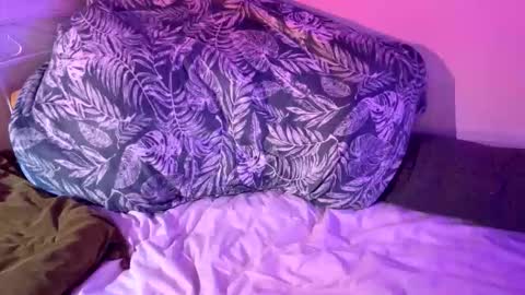 Bags24 online show from February 3, 2:32 pm