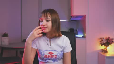 bamba_leyla online show from April 13, 7:56 am