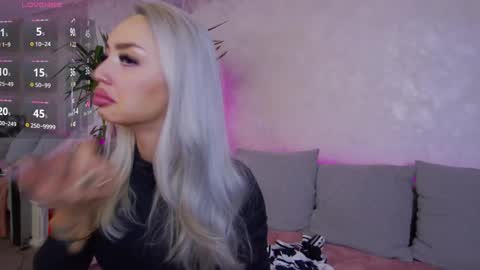 BambiAndAyline online show from January 16, 4:07 am