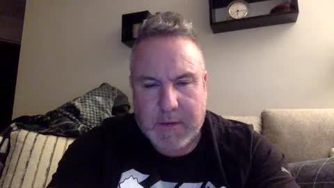 Snapshot of banana5289 chatting on February 7, 11:13 pm banana5289 online show from February 7, 11:13 pm
