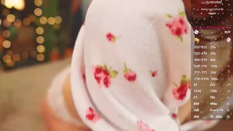 Ellen and  online show from February 21, 3:37 pm