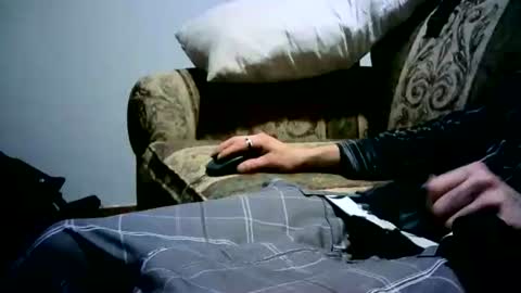 Snapshot of banginondadrumsalldaylong chatting on October 6, 7:48 am banginondadrumsalldaylong online show from October 6, 7:48 am