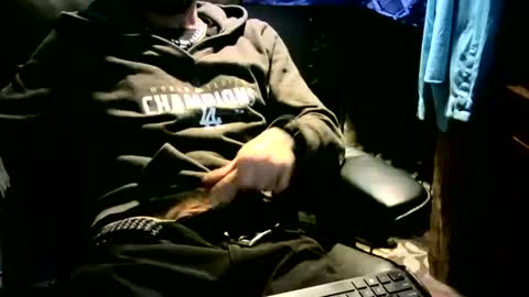 Snapshot of banginondadrumsalldaylong chatting on February 2, 5:37 pm banginondadrumsalldaylong online show from February 2, 5:37 pm