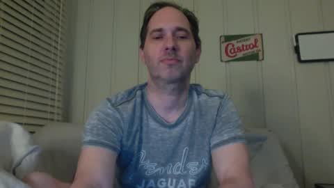 Snapshot of banksysmash chatting on January 28, 2:53 am Jay online show from January 28, 2:53 am
